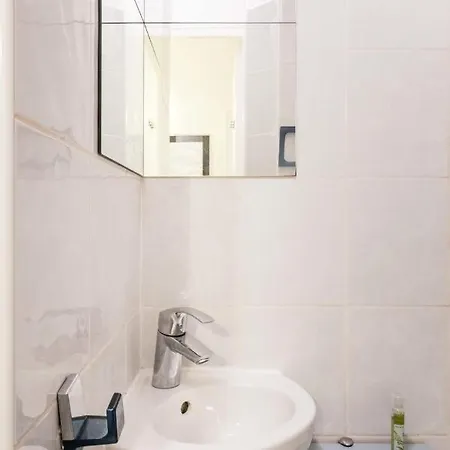 Appartamento Charming Cozy Studio Near The Arc De Triomphe! Parigi