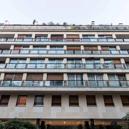 Charming Cozy Studio Near The Arc De Triomphe! *