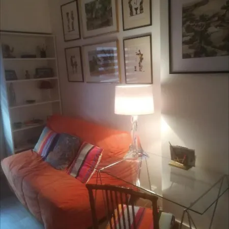Appartamento Charming Cozy Studio Near The Arc De Triomphe! *