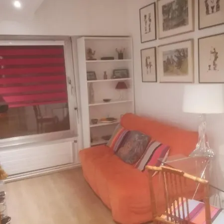 Charming Cozy Studio Near The Arc De Triomphe! Appartamento Parigi