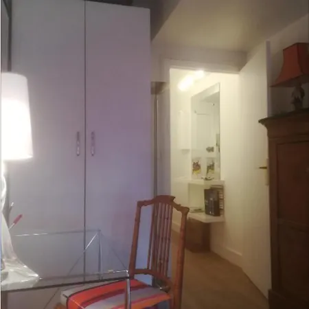 Charming Cozy Studio Near The Arc De Triomphe! Appartamento